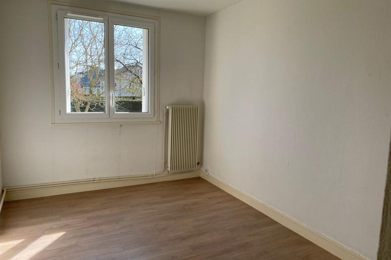 Appartement - 92 m² - 5 pièces