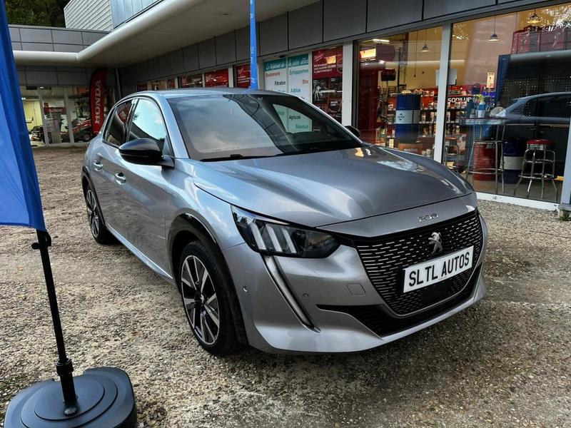 Peugeot 208 2 Gt 1.5 BlueHDI 102 Ch Garantie 6 Mois / Reprise Possible