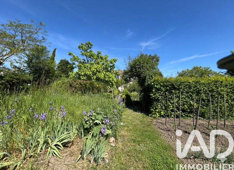 Maison - 182 m² - 6 pièces