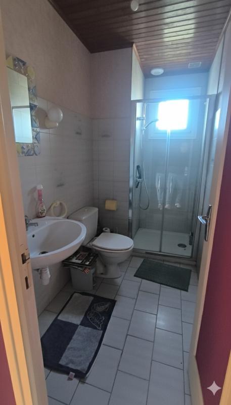 Pavillon - 130 m² - 7 pièces