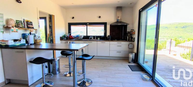 Maison - 180 m² - 6 pièces