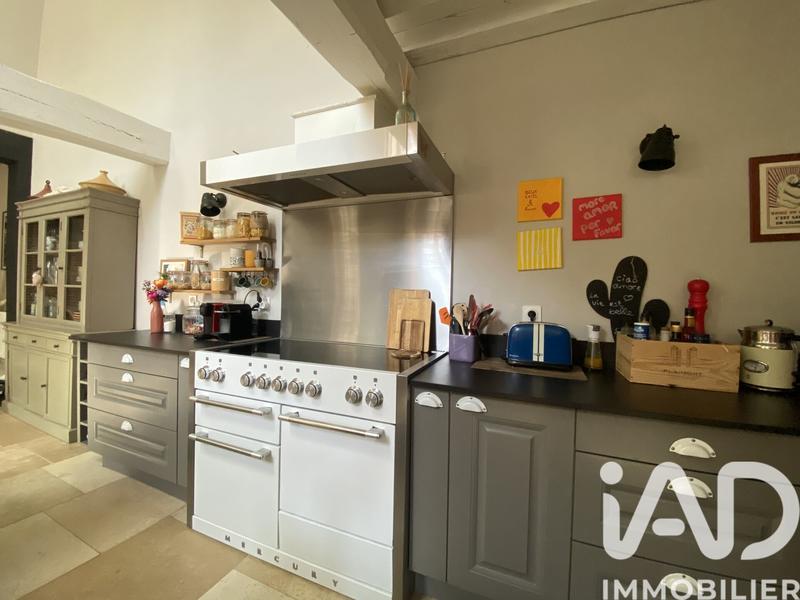 Maison - 207 m² - 8 pièces