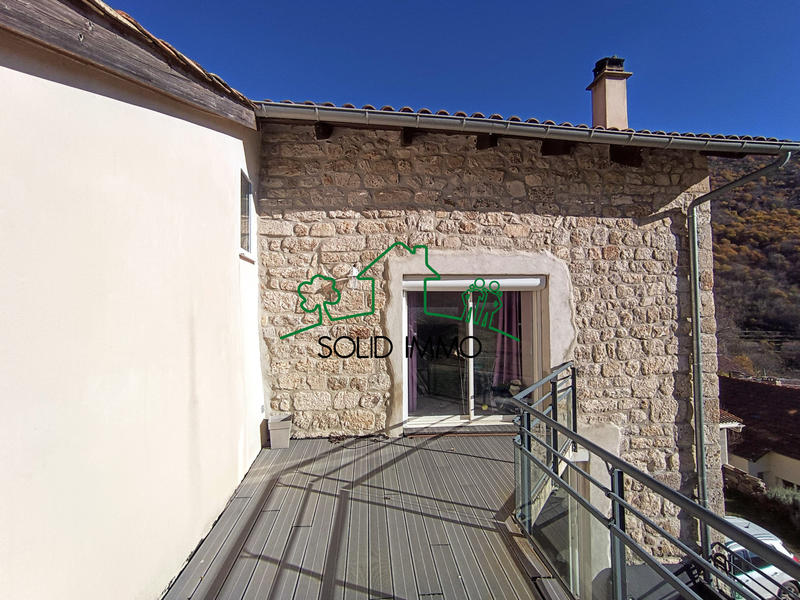 Propriété - 71 m² - 4 pièces