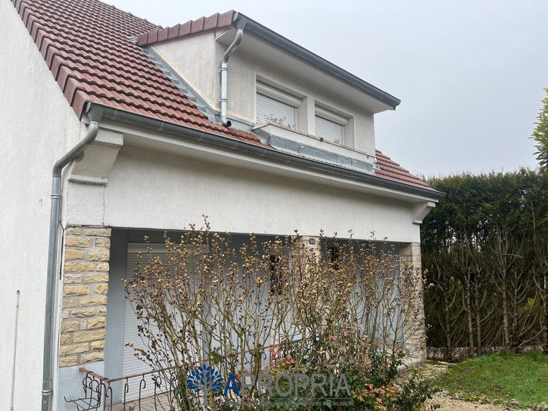 Maison - 86 m² - 4 pièces