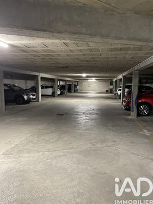 Parking - 15 m²