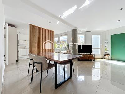 Appartement - 115 m² - 5 pièces