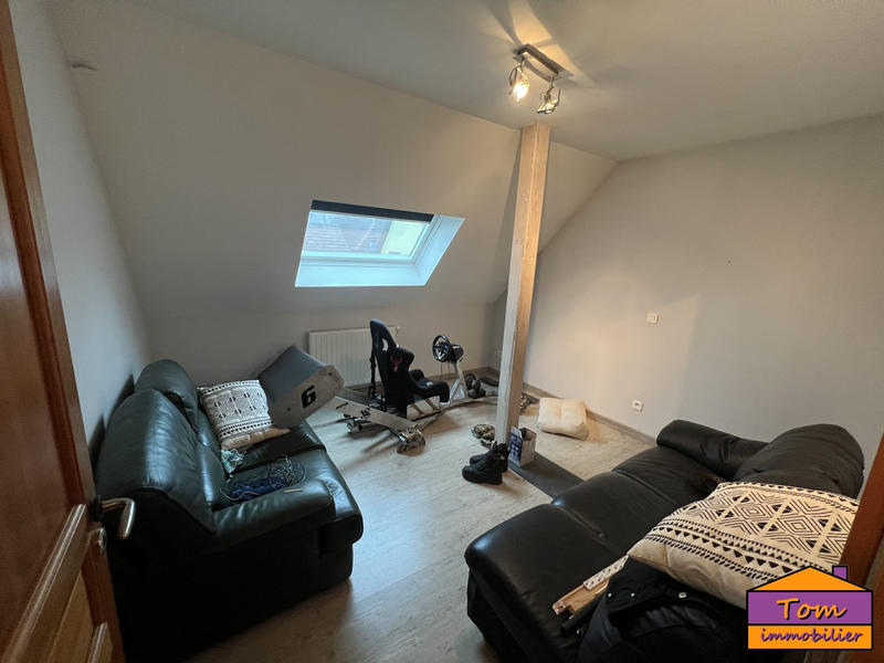 Maison traditionnelle - 260 m² - 7 pièces