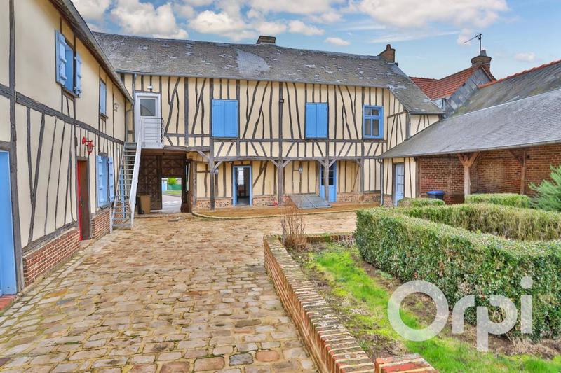 Maison - 278 m² - 10 pièces