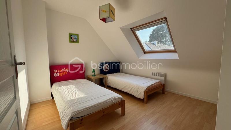 Maison traditionnelle - 76 m² - 4 pièces