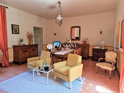 Maison de domaine - 540 m² - 18 pièces