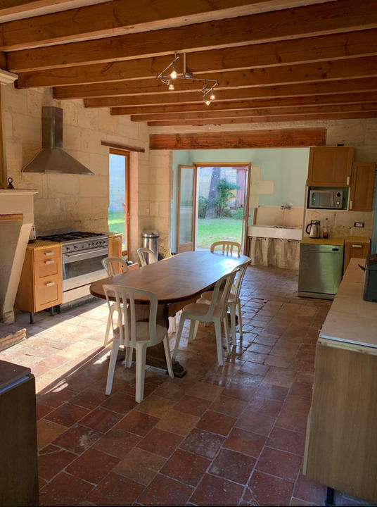 Maison - 245 m² - 7 pièces