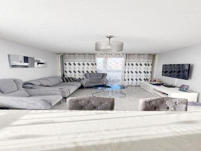 Appartement - 77 m² - 4 pièces