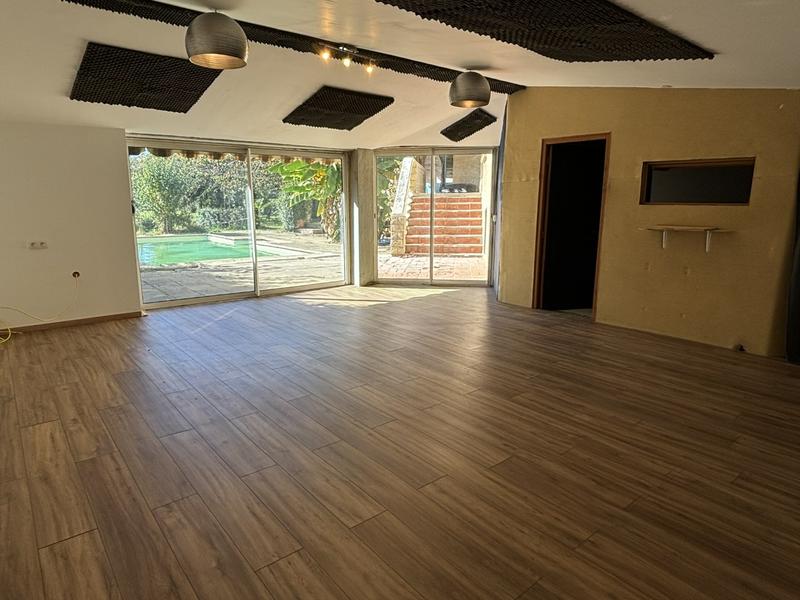 Maison - 157 m² - 5 pièces