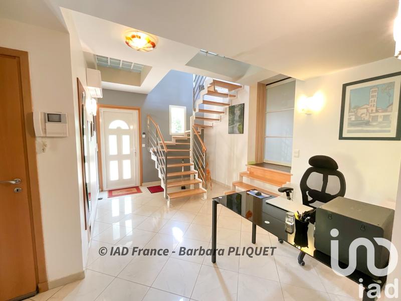Maison - 191 m² - 7 pièces
