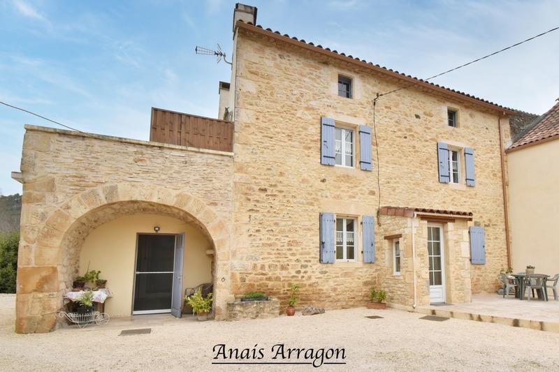 Maison en pierre - 80 m² - 3 pièces