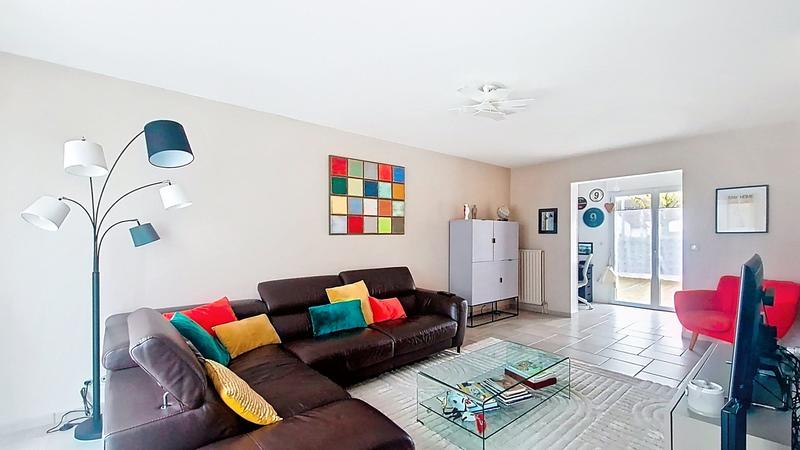 Maison traditionnelle - 121 m² - 6 pièces