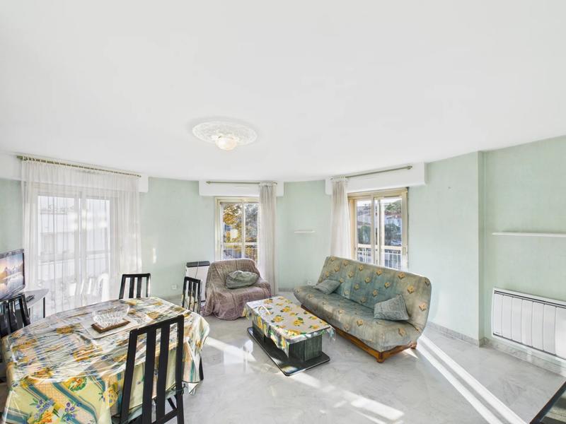 Appartement - 65 m² - 2 pièces