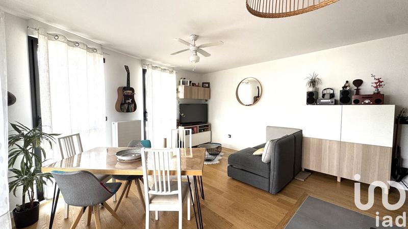 Appartement - 60 m² - 3 pièces