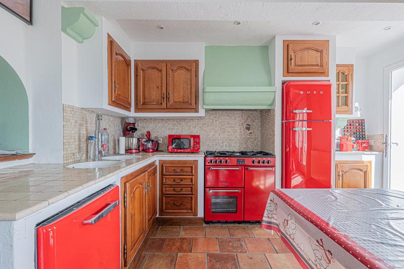 Maison - 205 m² - 6 pièces