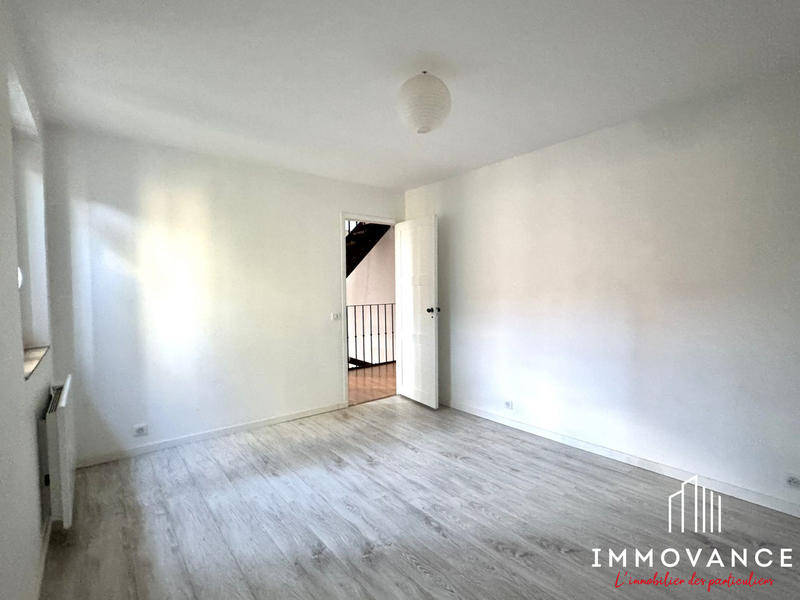 Maison - 206 m² - 7 pièces