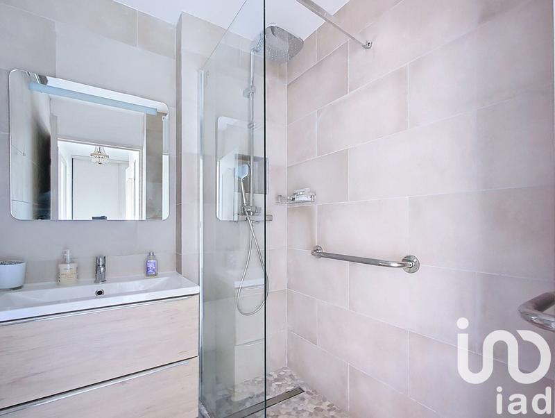 Appartement - 80 m² - 4 pièces