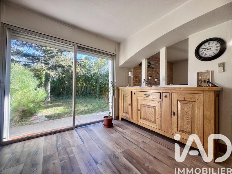Maison - 215 m² - 7 pièces