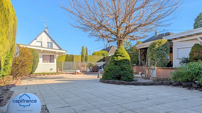 Maison - 100 m² - 5 pièces