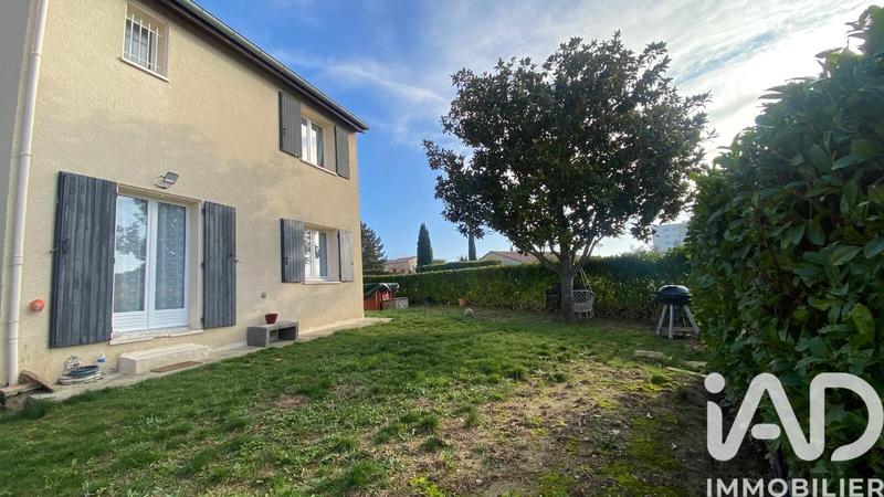 Maison - 97 m² - 4 pièces