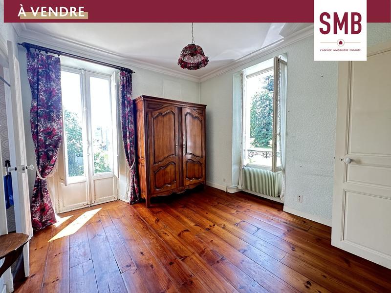 Maison - 203 m² - 7 pièces