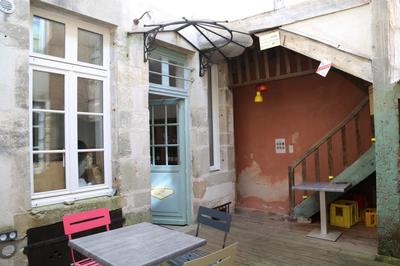 Maison - 375 m² - 7 pièces