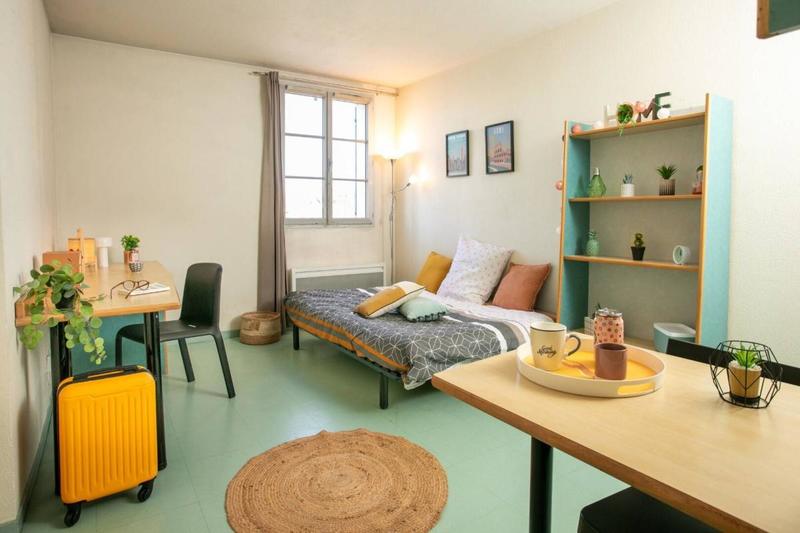 Studio - 25 m² - 1 pièce