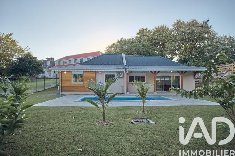 Maison - 243 m² - 5 pièces