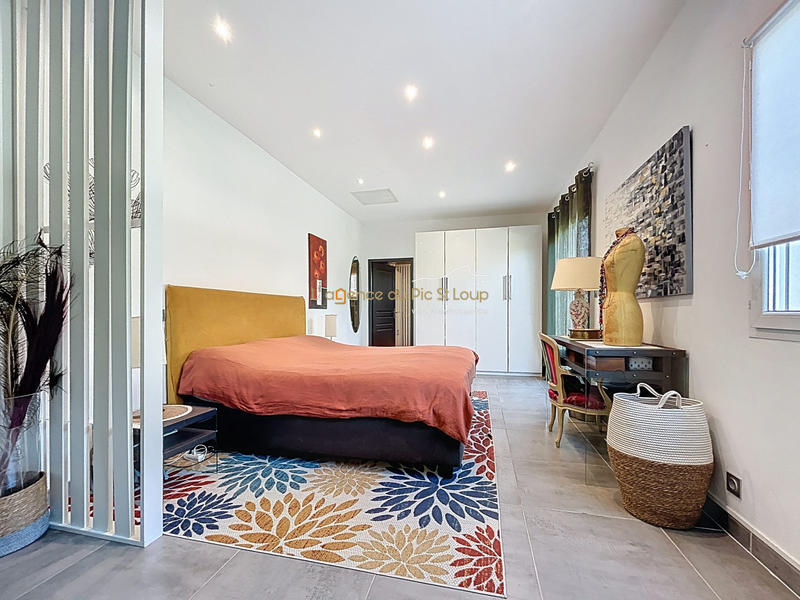 Villa - 215 m² - 7 pièces