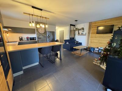 Appartement - 72 m² - 3 pièces