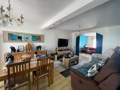 Maison - 83 m² - 5 pièces