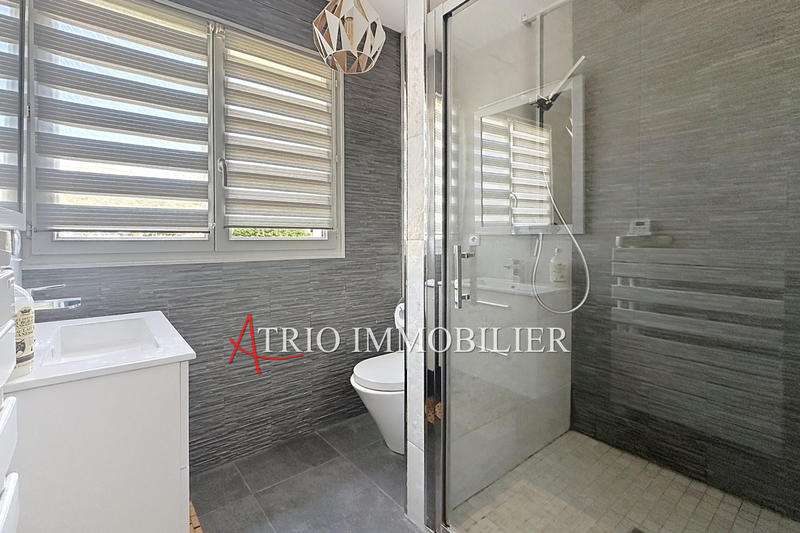 Maison - 122 m² - 4 pièces