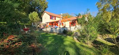 Maison - 145 m² - 5 pièces