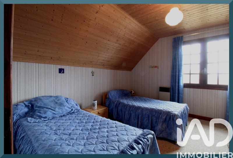 Maison - 180 m² - 8 pièces