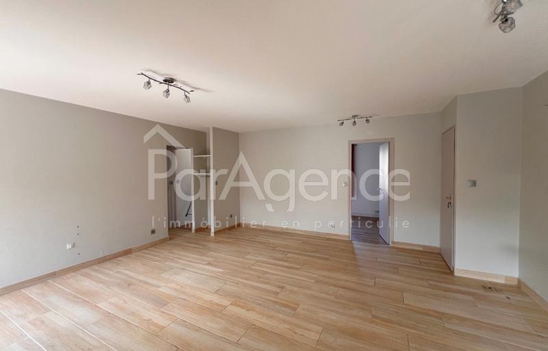 Maison - 104 m² - 5 pièces