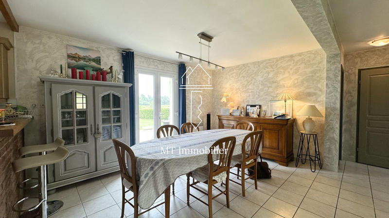 Maison - 104 m² - 5 pièces