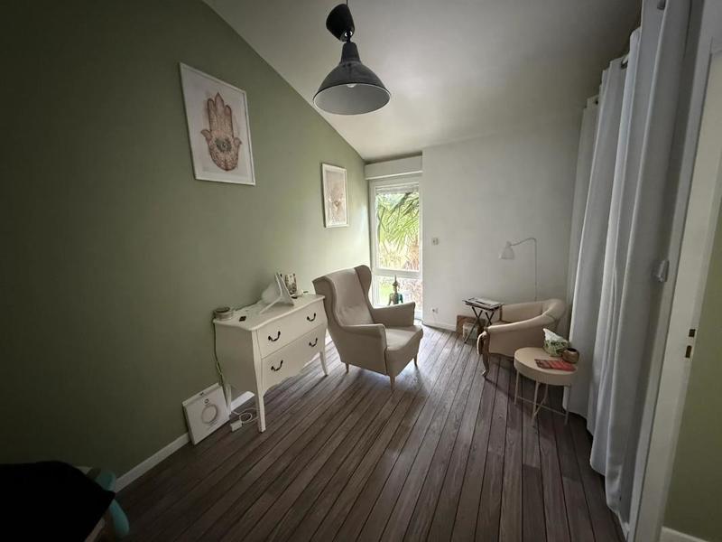 Maison de maîtres - 245 m² - 10 pièces