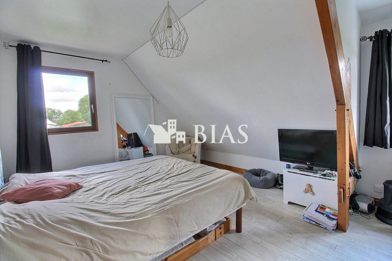 Maison - 130 m² - 7 pièces