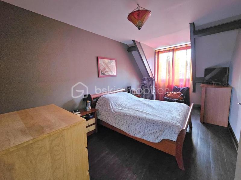 Pavillon - 150 m² - 6 pièces