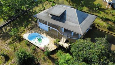 Villa - 274 m² - 6 pièces