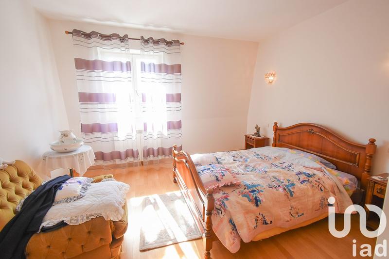 Maison - 160 m² - 5 pièces