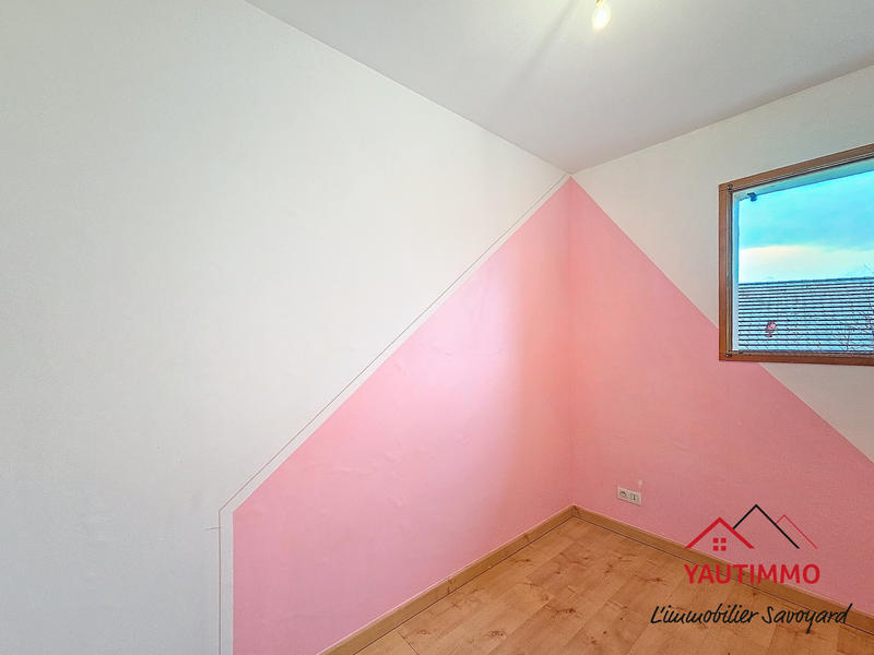 Maison - 121 m² - 5 pièces