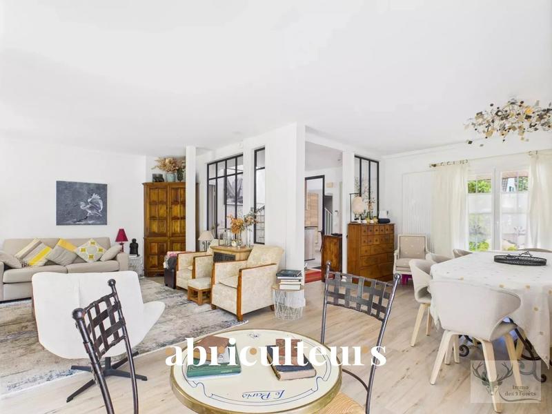 Maison - 167 m² - 6 pièces