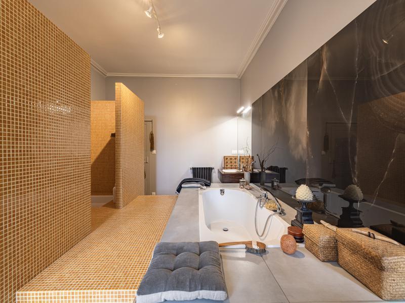 Propriété - 312 m²