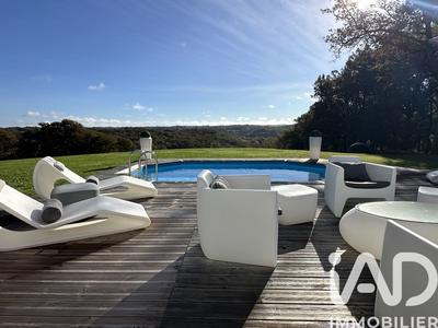 Maison de maîtres - 208 m² - 5 pièces