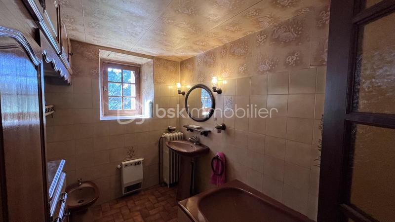 Maison de village - 110 m² - 5 pièces